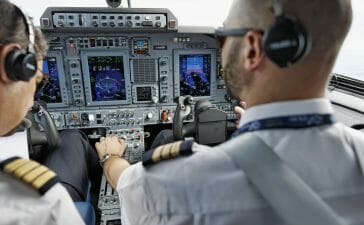 eye tracking for pilot training
